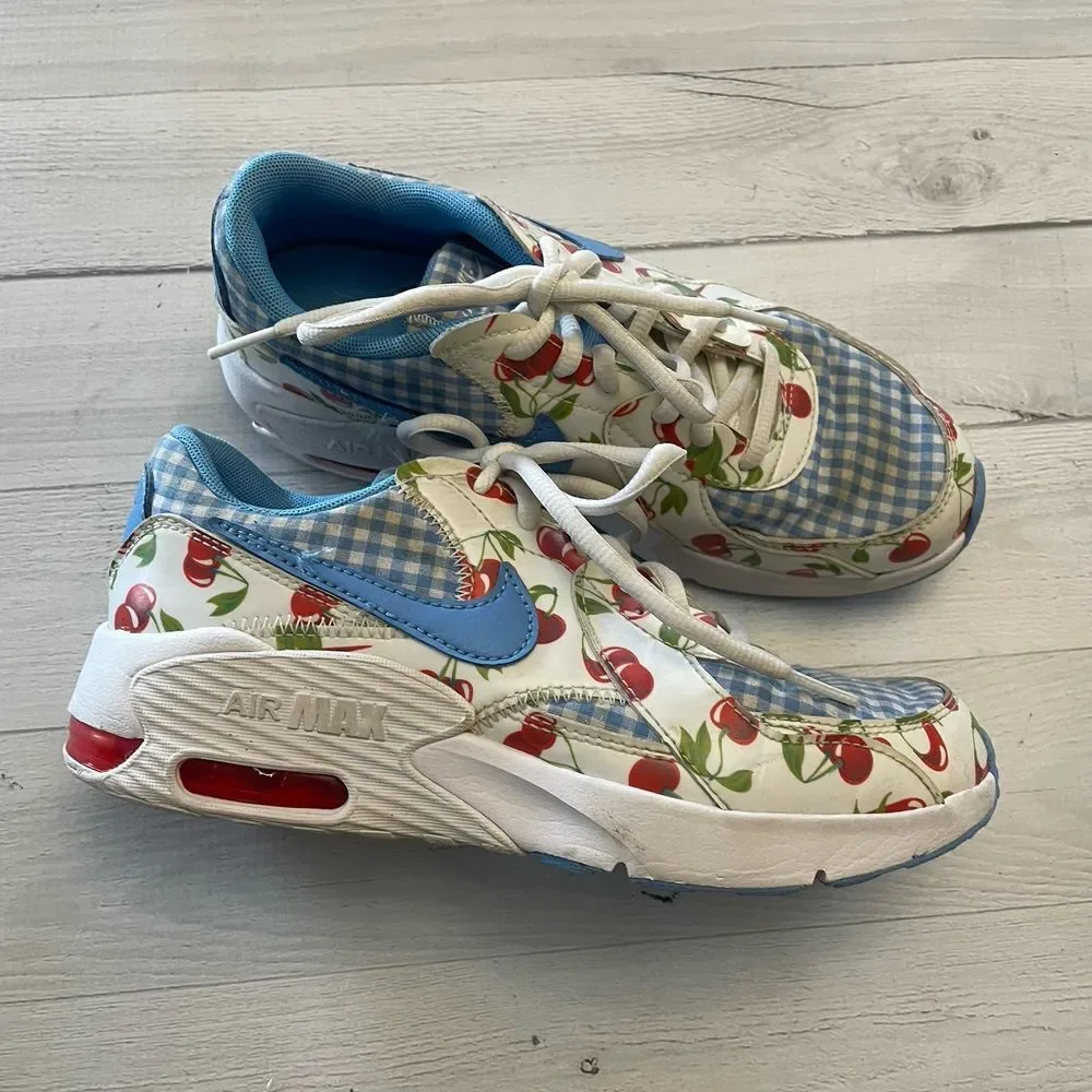 Nike Air girls cherry sneakers size 4